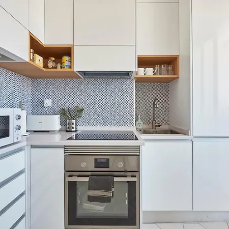 Apartment Alfredo Da Silva 3 *